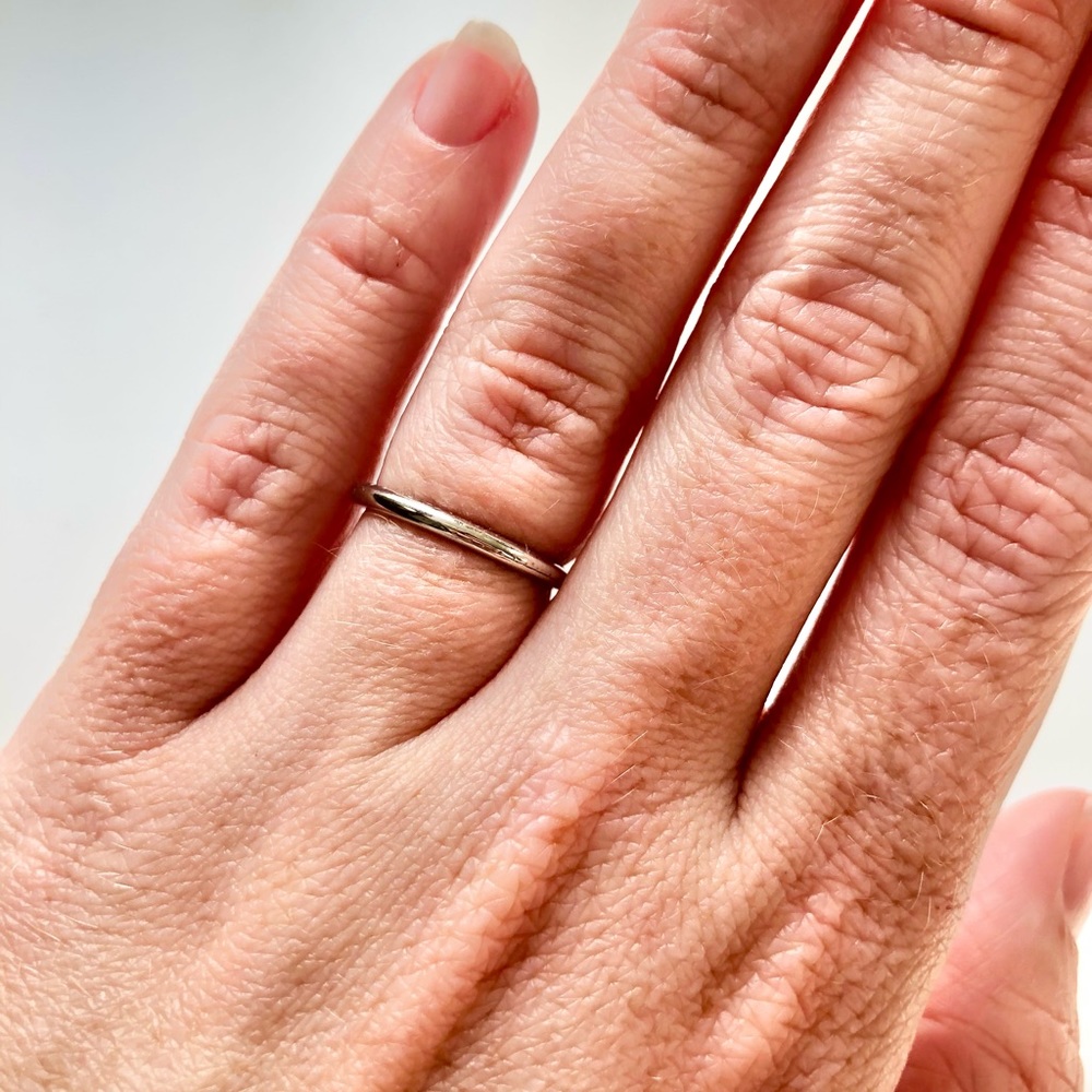 18k Solid gold Art Deco 1920’s Simple Dainty Ring size 5 3/4